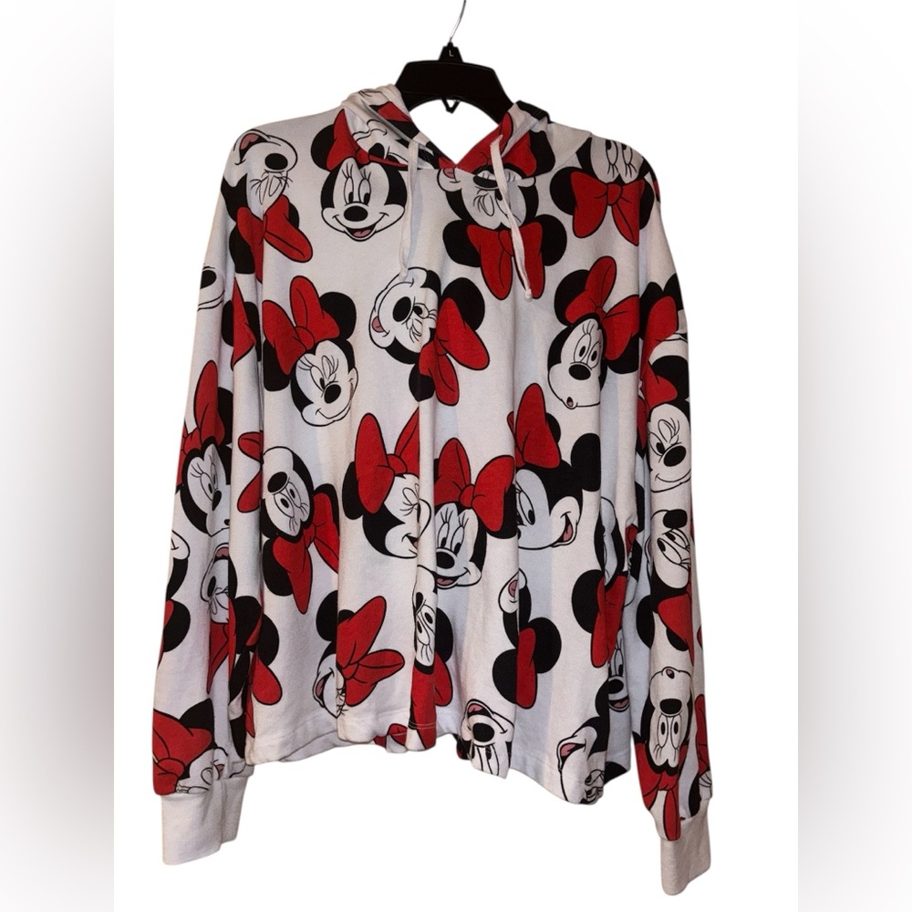 Dísney Parks Minnie Mouse All Over Print Cropped Hoodie Pullover